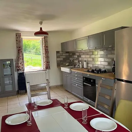 Maison Vue Superbe, 1-6 Pers, Teilhet, Auvergne Vakantiehuis